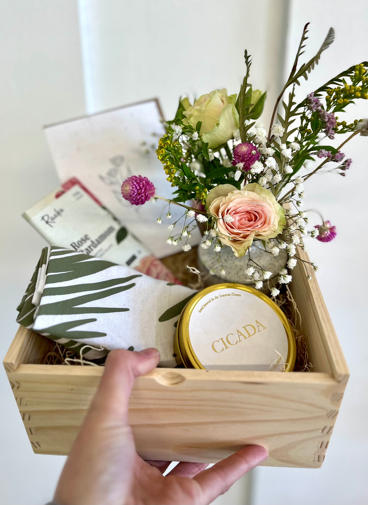 Fresh Flower Gift Box