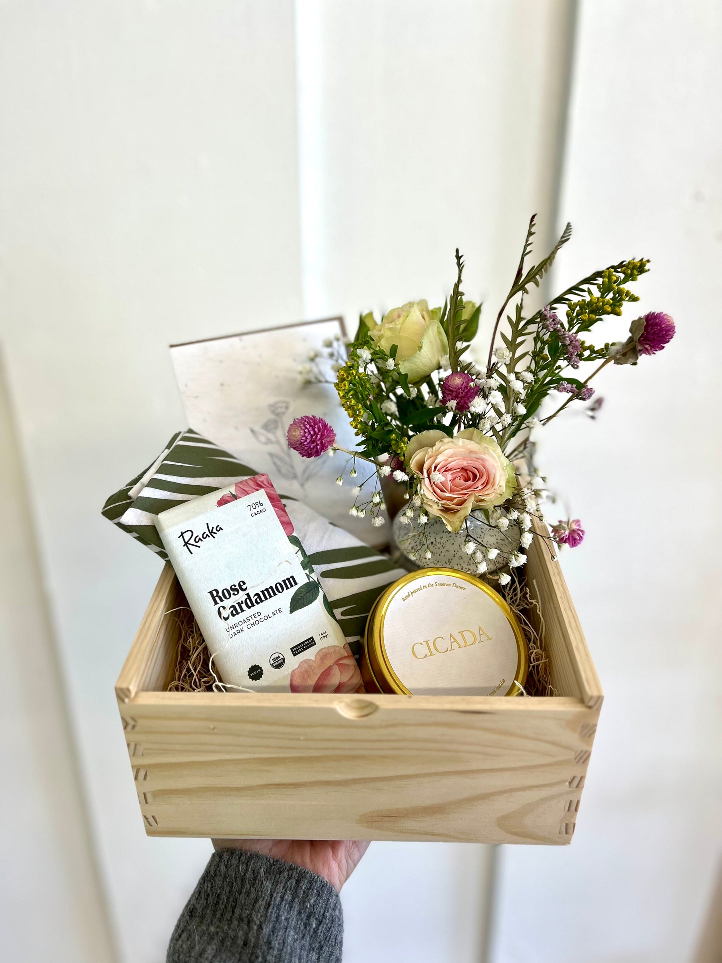 Fresh Flower Gift Box