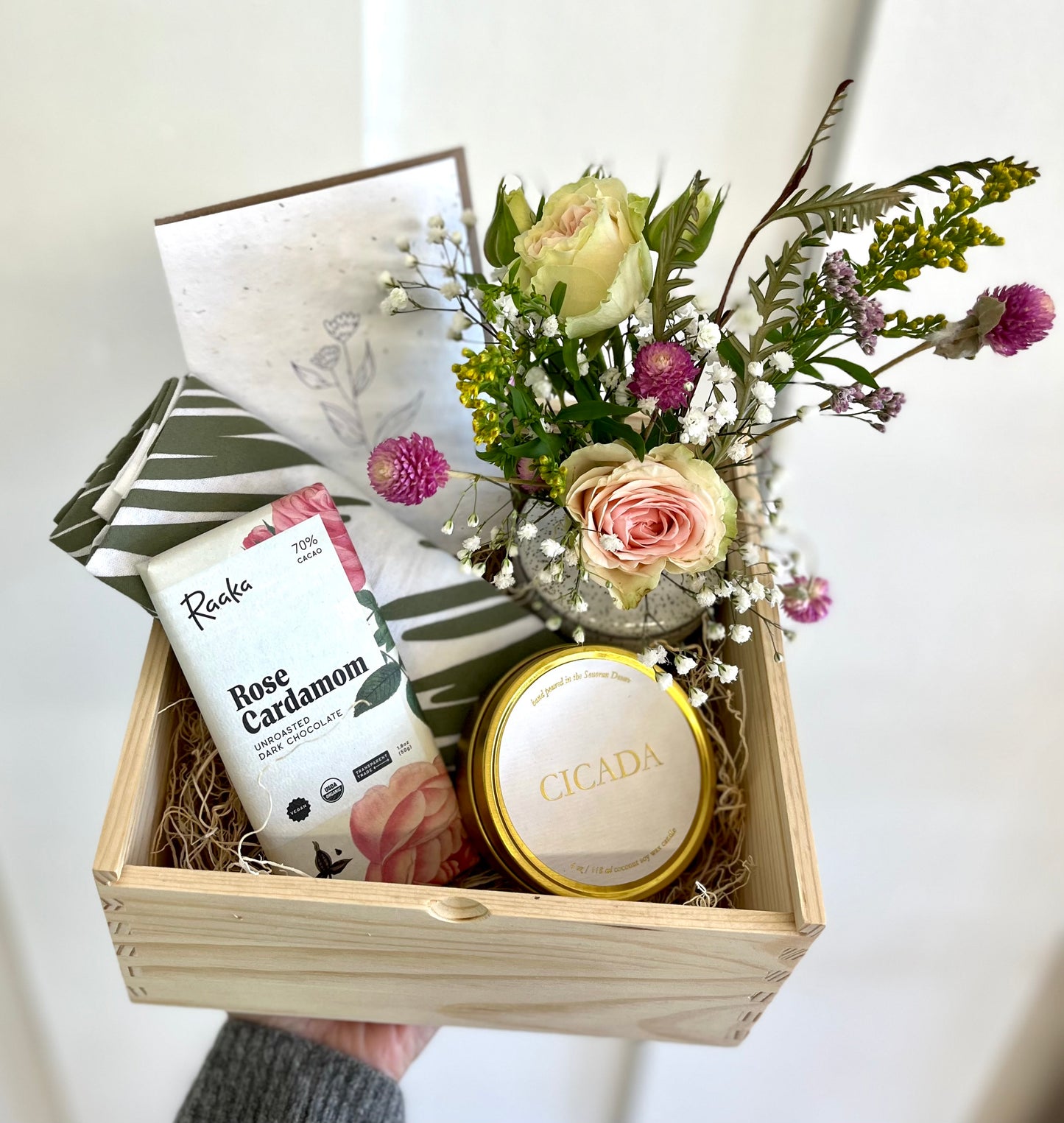 Fresh Flower Gift Box