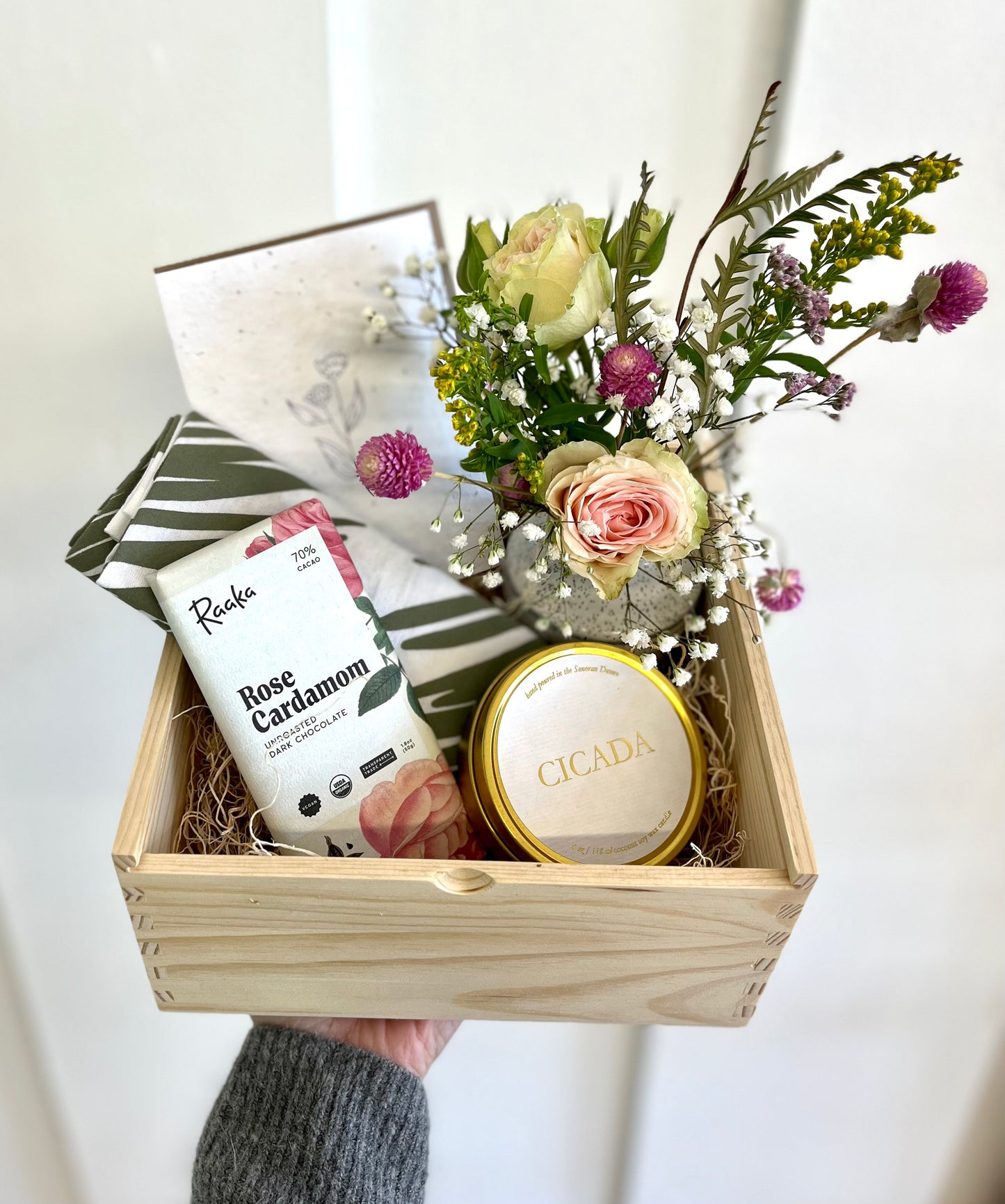 Fresh Flower Gift Box