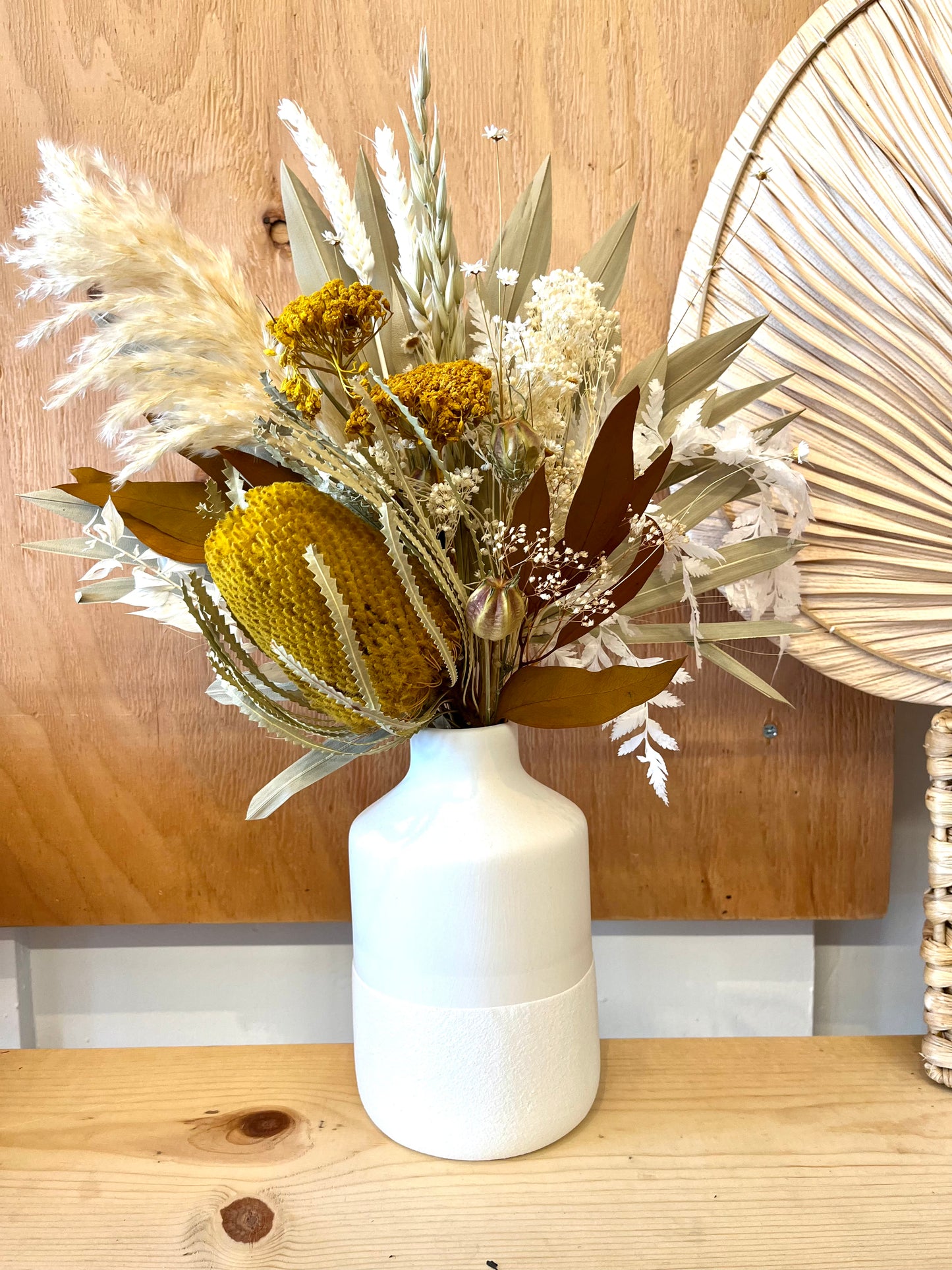 Dried Floral Arrangement Workshop September 29th