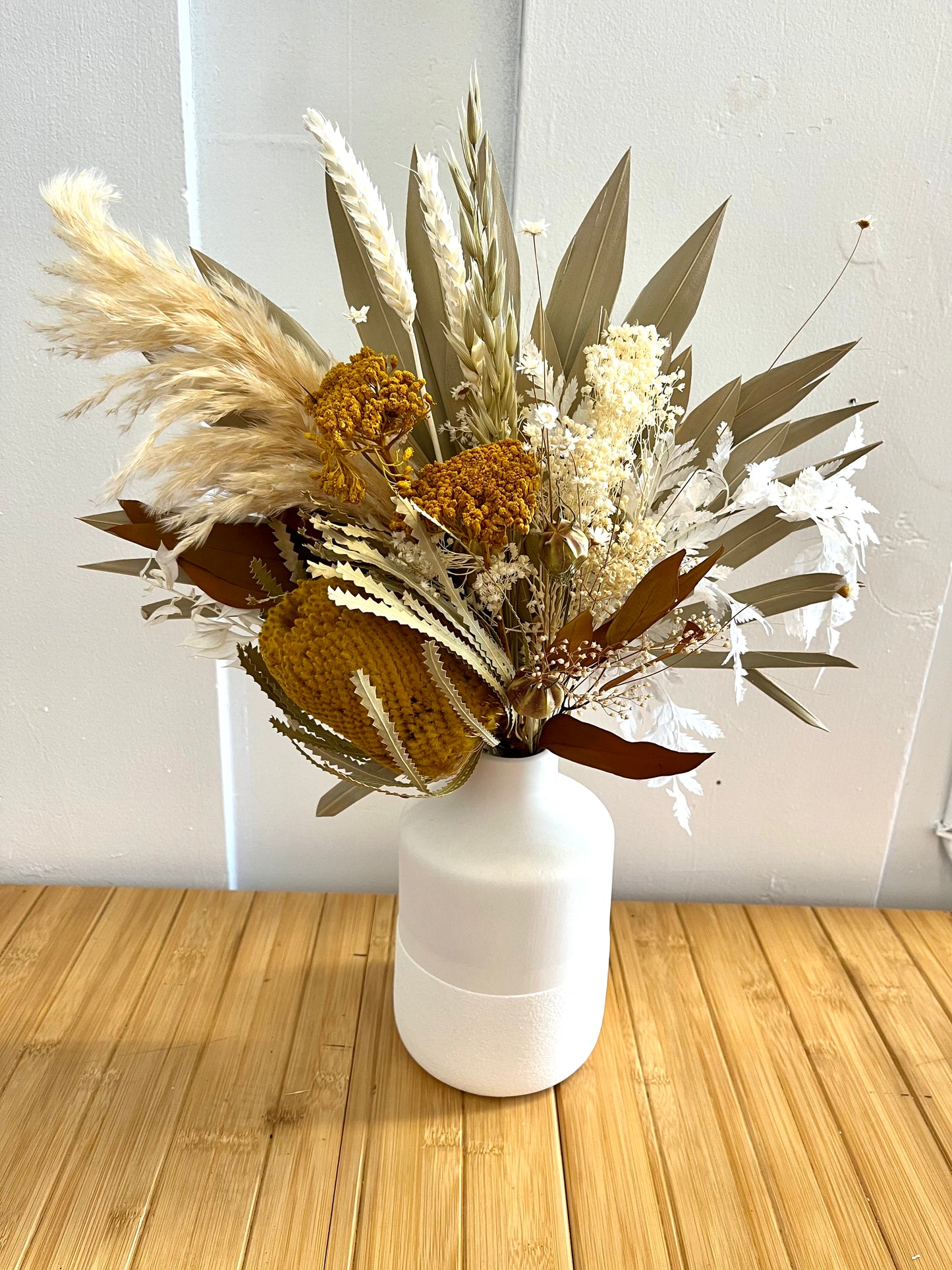 Dried Floral Arrangement Workshop September 29th